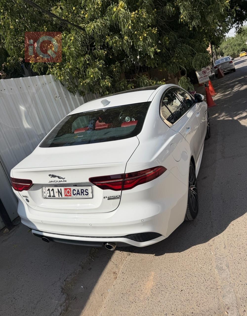جاكوار XE